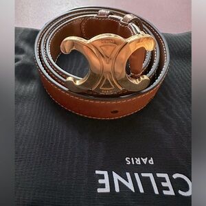 MEDIUM TRIOMPHE BELT IN TAURILLON LEATHER